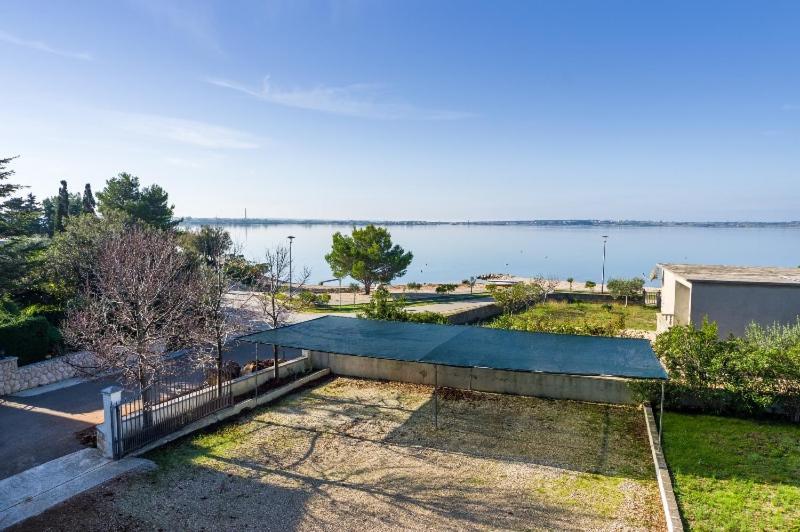 Apartment Nin - Vrsi At The Beach Ngoại thất bức ảnh