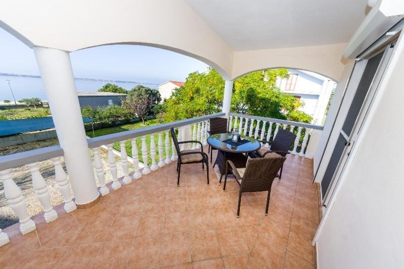 Apartment Nin - Vrsi At The Beach Ngoại thất bức ảnh