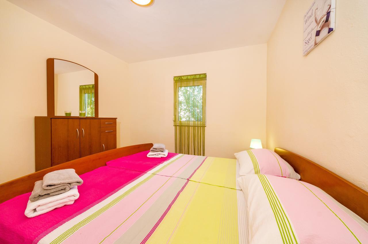 Apartment Nin - Vrsi At The Beach Ngoại thất bức ảnh