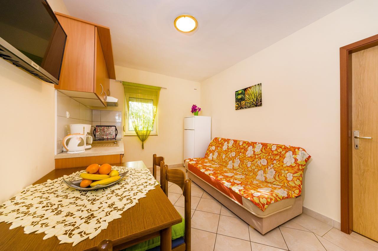 Apartment Nin - Vrsi At The Beach Ngoại thất bức ảnh