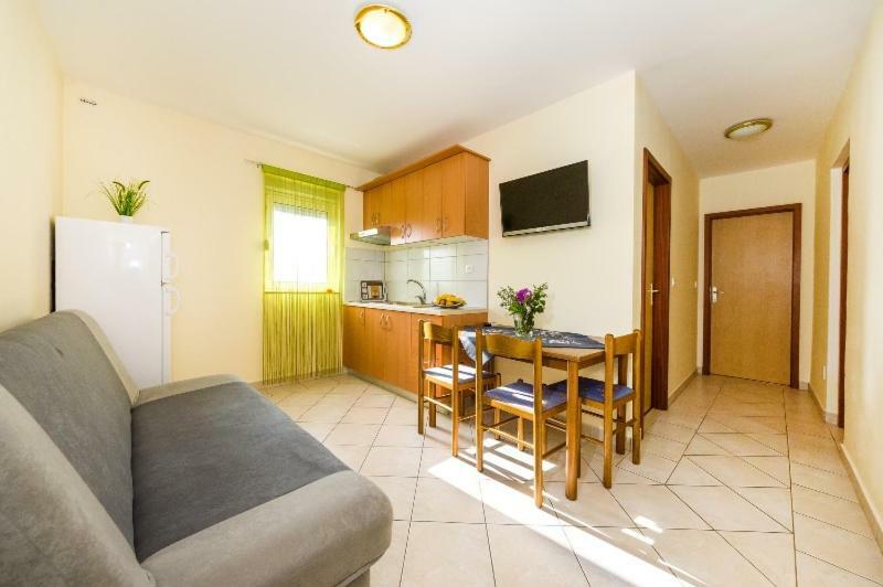 Apartment Nin - Vrsi At The Beach Ngoại thất bức ảnh